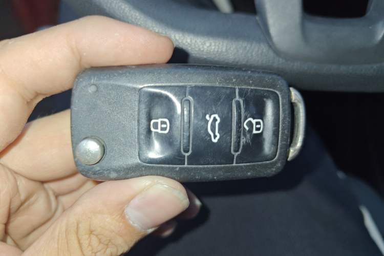 Used Volkswagen Polo 2014 1.6L Automatic Comfort Edition Vehicle Key