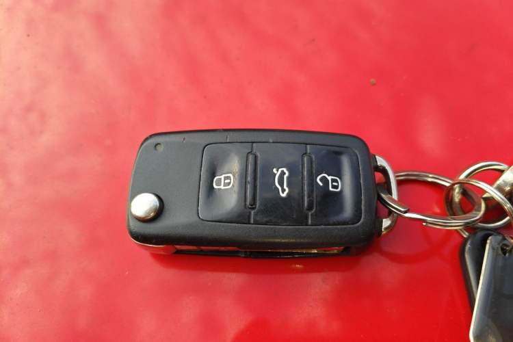 Used Volkswagen Polo 2014 1.4L Automatic Comfort Edition Vehicle Key