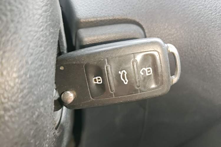 Used Volkswagen Polo 2014 1.6L Automatic Comfort Edition Vehicle Key