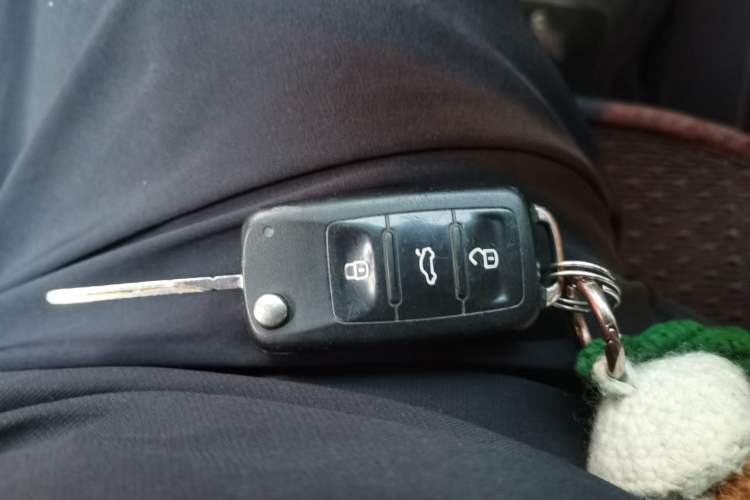 Used Volkswagen Polo 2014 1.4L Manual Fashion Edition Vehicle Key