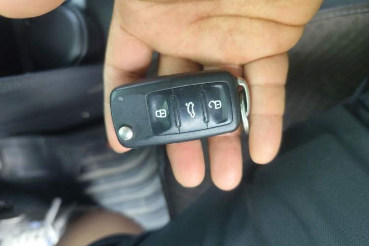 Used Volkswagen Polo 2014 1.4L Automatic Comfort Edition Vehicle Key