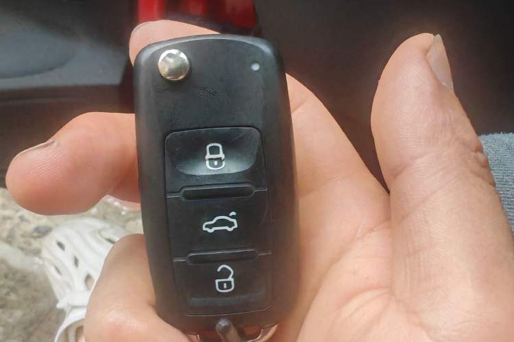 Used Volkswagen Polo 2014 1.6L Automatic Luxury Edition Vehicle Key