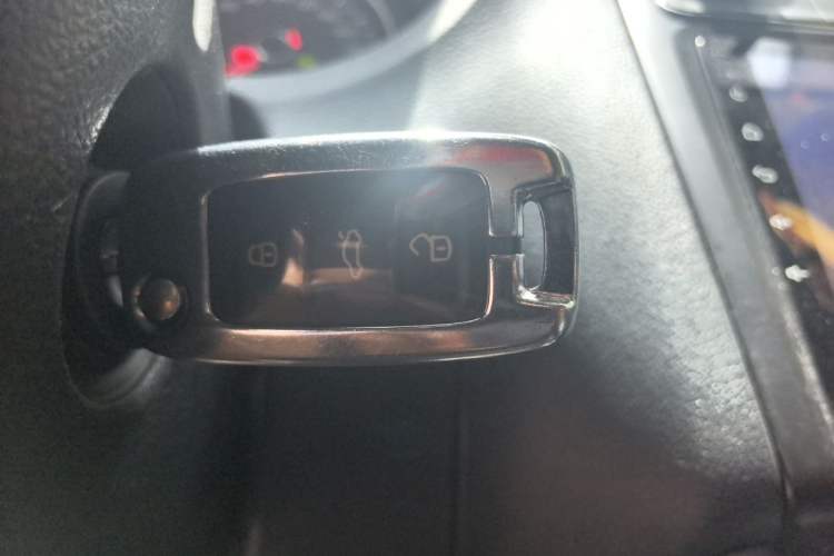 Used Volkswagen Polo 2014 1.4L Automatic Comfort Edition Vehicle Key