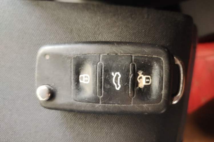 Used Volkswagen Polo 2014 1.6L Manual Comfort Edition Vehicle Key