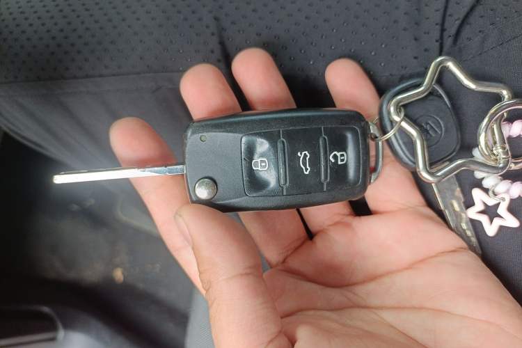 Used Volkswagen Polo 2014 1.4L Automatic Comfort Edition Vehicle Key