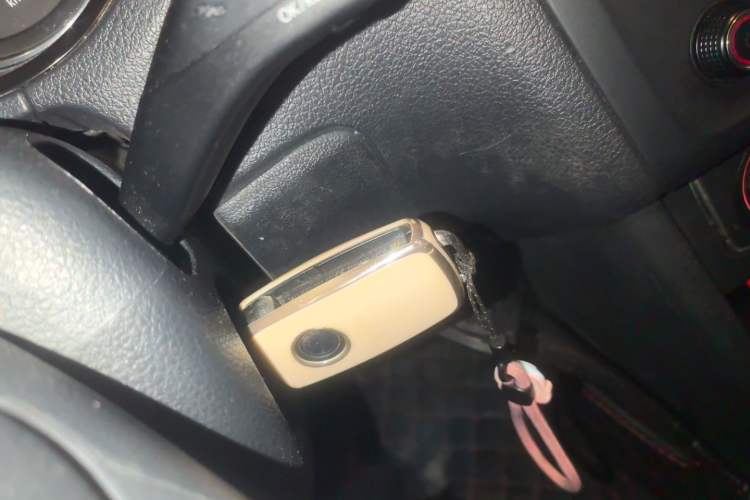 Used Volkswagen Polo 2014 1.6L Automatic Comfort Edition Vehicle Key