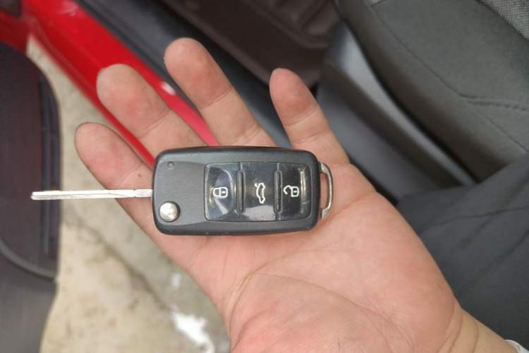 Used Volkswagen Polo 2014 1.6L Automatic Comfort Edition Vehicle Key