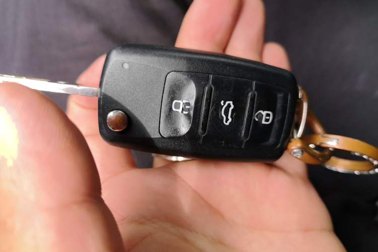 Used Volkswagen Polo 2014 1.6L Automatic Comfort Edition Vehicle Key