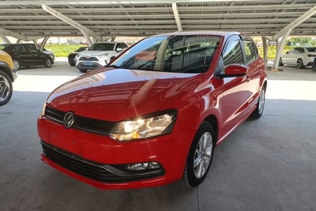 Volkswagen Polo 2014 1.6L Automatic Comfort Edition مستعملة
