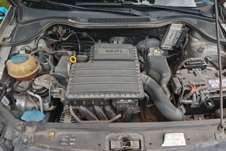 Used Volkswagen Polo 2014 1.6L Automatic Comfort Edition Engine Bay