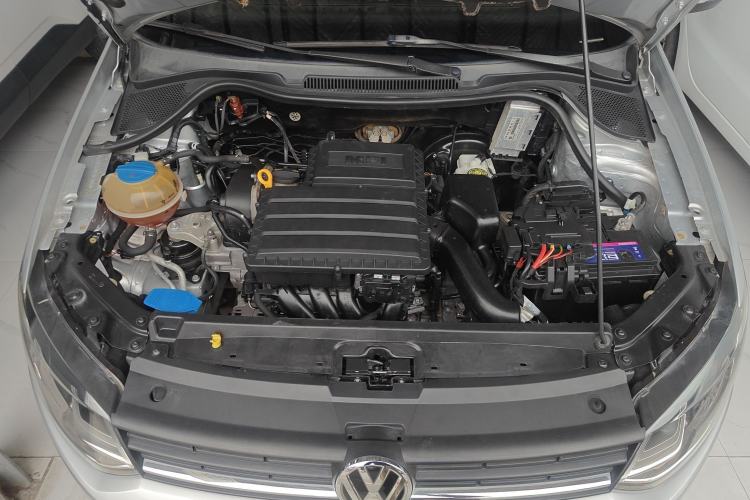 Used Volkswagen Polo 2014 1.4L Automatic Comfort Edition Engine Bay