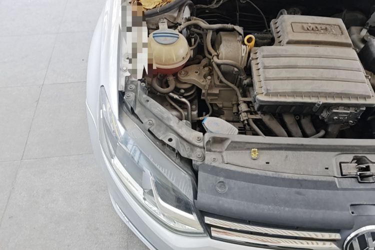 Used Volkswagen Polo 2014 1.4L Automatic Comfort Edition Engine Bay Right