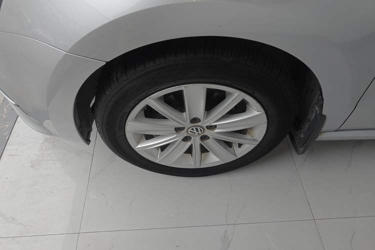 Used Volkswagen Polo 2014 1.4L Automatic Comfort Edition Exterior 2