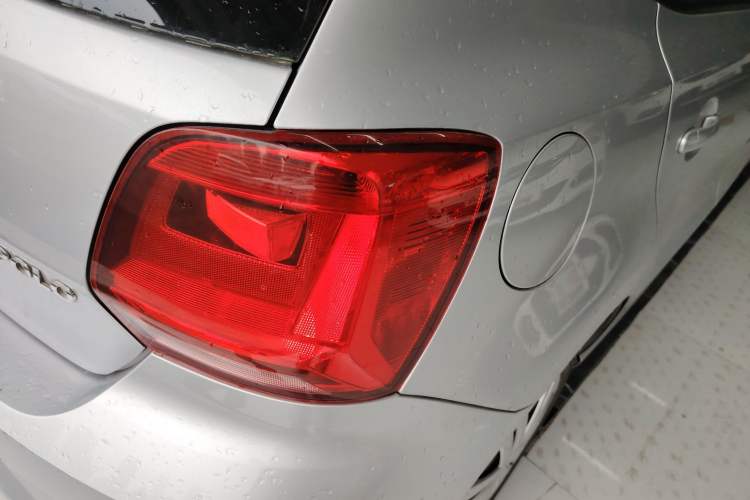 Used Volkswagen Polo 2014 1.4L Manual Fashion Edition Exterior 3