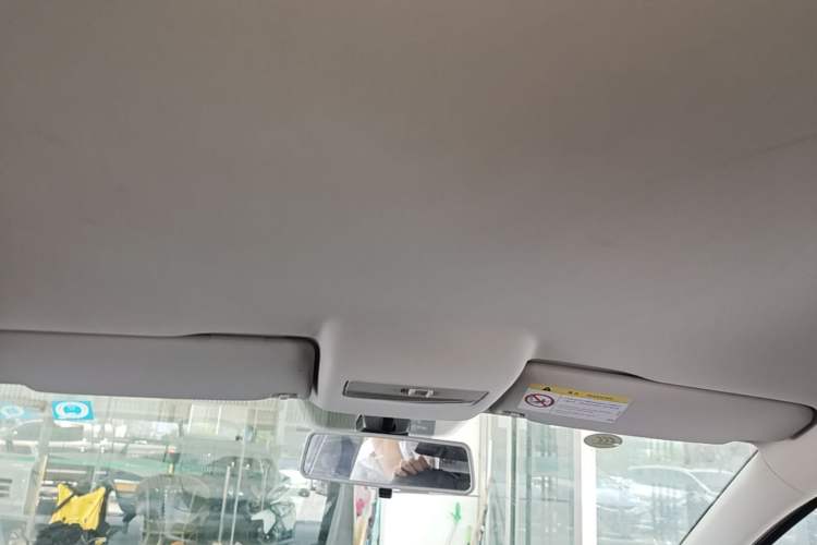 Used Volkswagen Polo 2014 1.4L Automatic Comfort Edition Headliner