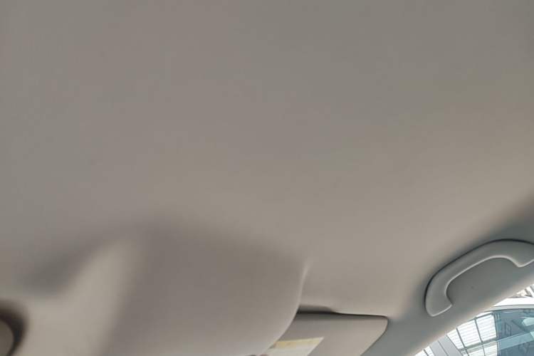 Used Volkswagen Polo 2014 1.4L Automatic Comfort Edition Headliner