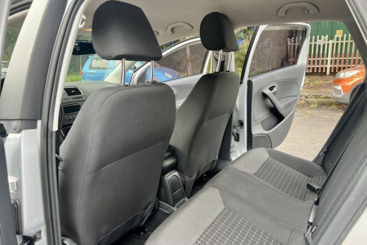 Used Volkswagen Polo 2014 1.4L Automatic Comfort Edition Interior 2
