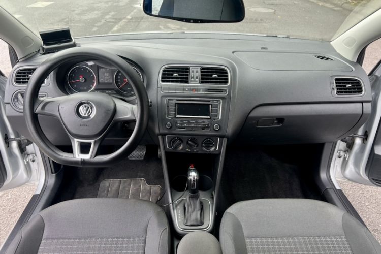 Used Volkswagen Polo 2014 1.4L Automatic Comfort Edition Interior 4