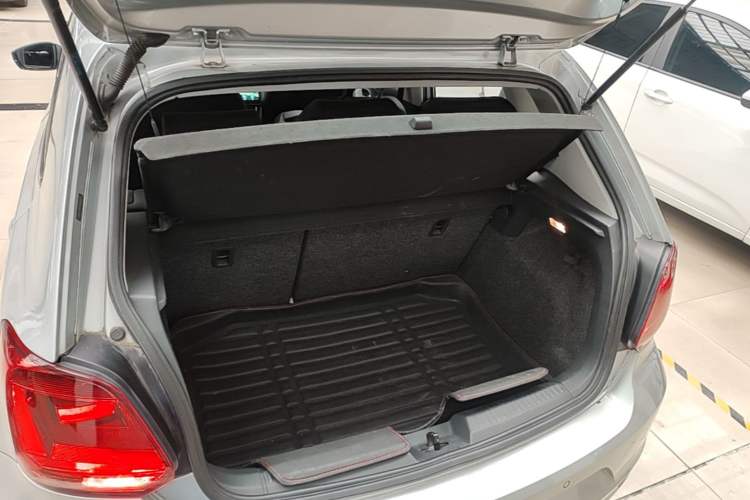 Used Volkswagen Polo 2014 1.4L Automatic Comfort Edition Trunk