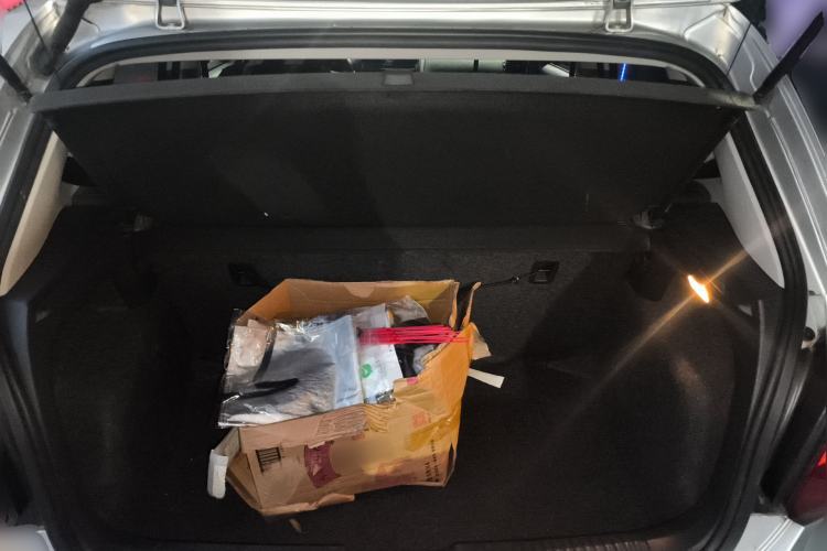 Used Volkswagen Polo 2014 1.4L Manual Fashion Edition Trunk
