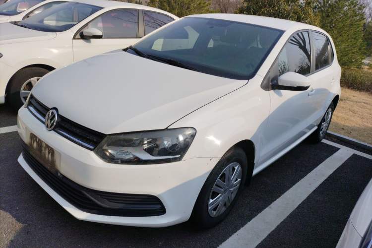 Used Volkswagen Polo 2014 1.4L Manual Fashion Edition Guazi used car, China used car export, Used car for sale, Used  cars, Cheapest cars for sale