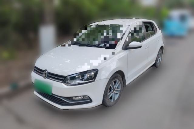 Volkswagen Polo 2014 1.4L Manual Fashion Edition مستعملة