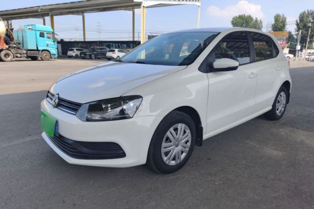 Ojetý Volkswagen Polo 2014 1.4L Manual Fashion Edition