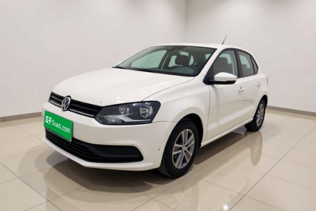 Volkswagen Polo 2014 1.4L Manual Fashion Edition مستعملة