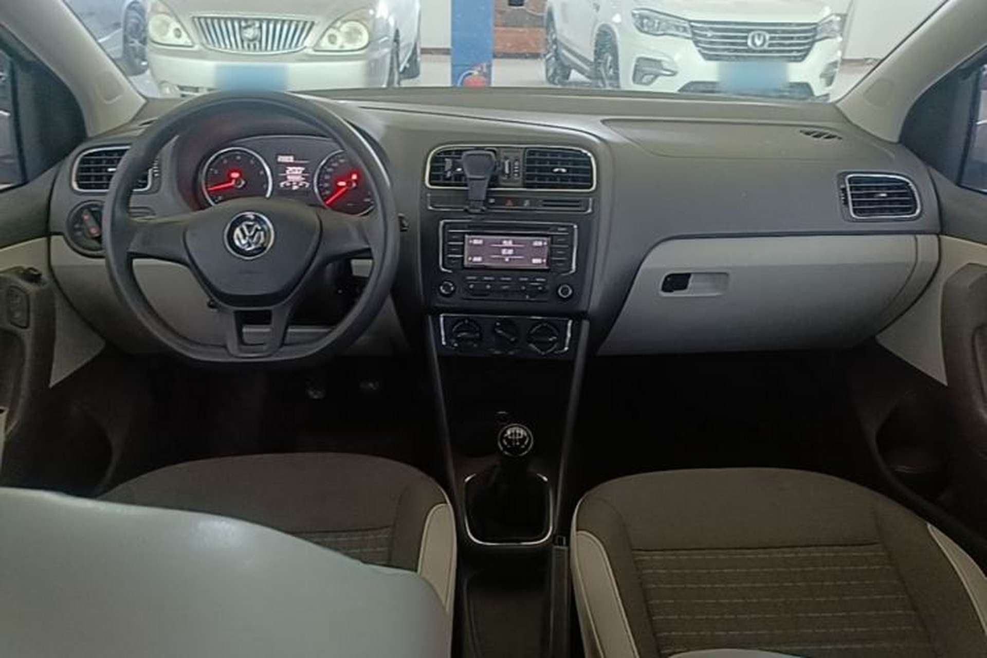Used Volkswagen Polo 2014 1.4L Manual Comfort Edition Center Console