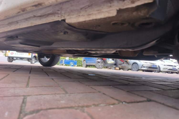 Used Volkswagen Polo 2014 1.4L Automatic Comfort Edition Chassis Front Right