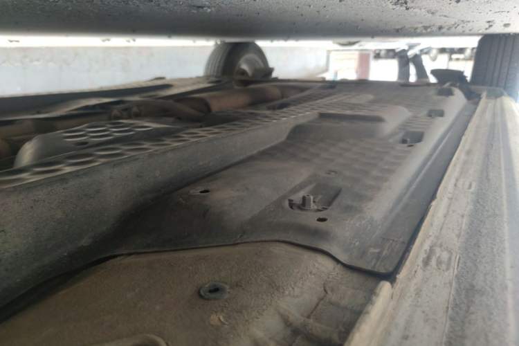 Used Volkswagen Polo 2014 1.6L Manual Comfort Edition Chassis Front Right