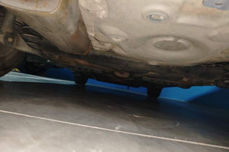 Used Volkswagen Polo 2014 1.6L Manual Comfort Edition Chassis Rear