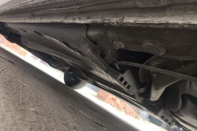 Used Volkswagen Polo 2014 1.4L Manual Fashion Edition Chassis Rear Left