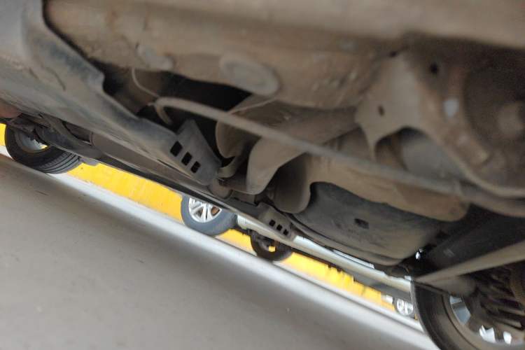 Used Volkswagen Polo 2014 1.4L Automatic Comfort Edition Chassis Rear Left