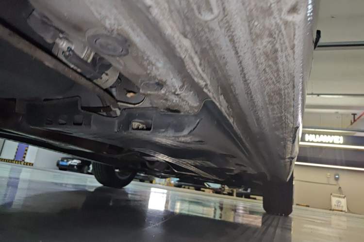 Used Volkswagen Polo 2014 1.6L Automatic Comfort Edition Chassis Rear Right