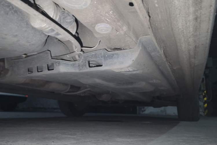 Used Volkswagen Polo 2014 1.6L Automatic Comfort Edition Chassis Rear Right