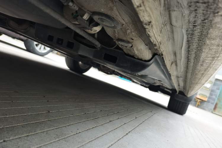 Used Volkswagen Polo 2014 1.4L Automatic Comfort Edition Chassis Rear Right