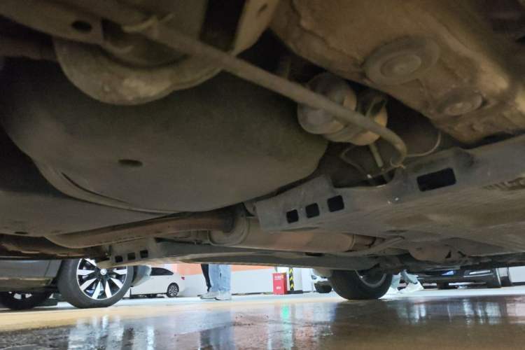 Used Volkswagen Polo 2014 1.6L Automatic Comfort Edition Chassis Rear Right
