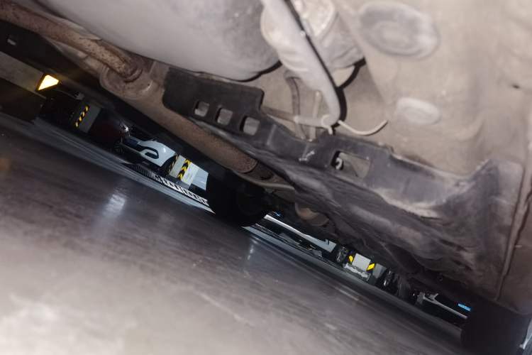Used Volkswagen Polo 2014 1.4L Automatic Comfort Edition Chassis Rear Right
