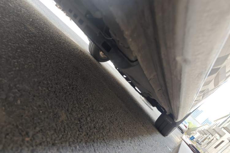 Used Volkswagen Polo 2014 1.6L Automatic Comfort Edition Chassis Rear Right