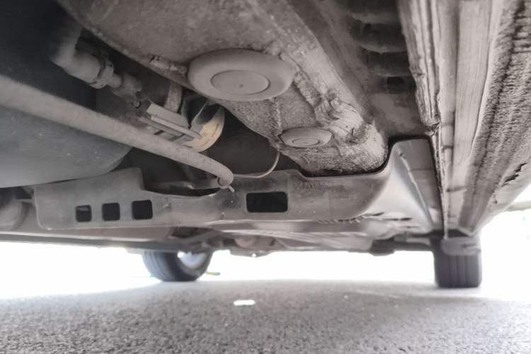 Used Volkswagen Polo 2014 1.6L Automatic Comfort Edition Chassis Rear Right