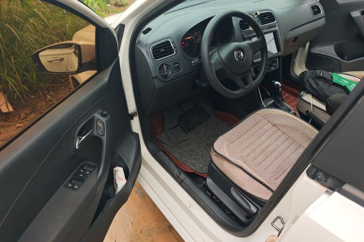 Used Volkswagen Polo 2014 1.4L Automatic Comfort Edition Driver Seat