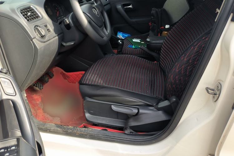 Used Volkswagen Polo 2014 1.4L Manual Comfort Edition Driver Seat