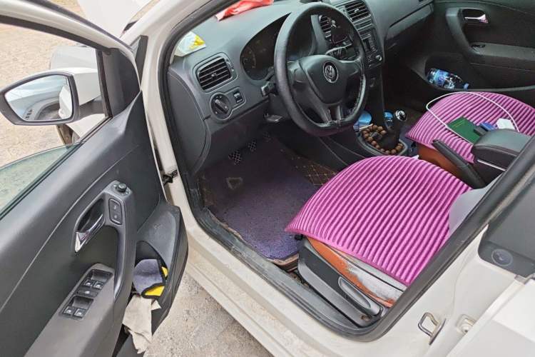 Used Volkswagen Polo 2014 1.4L Manual Fashion Edition Driver Seat