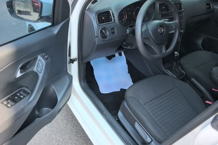 Used Volkswagen Polo 2014 1.6L Automatic Comfort Edition Driver Seat