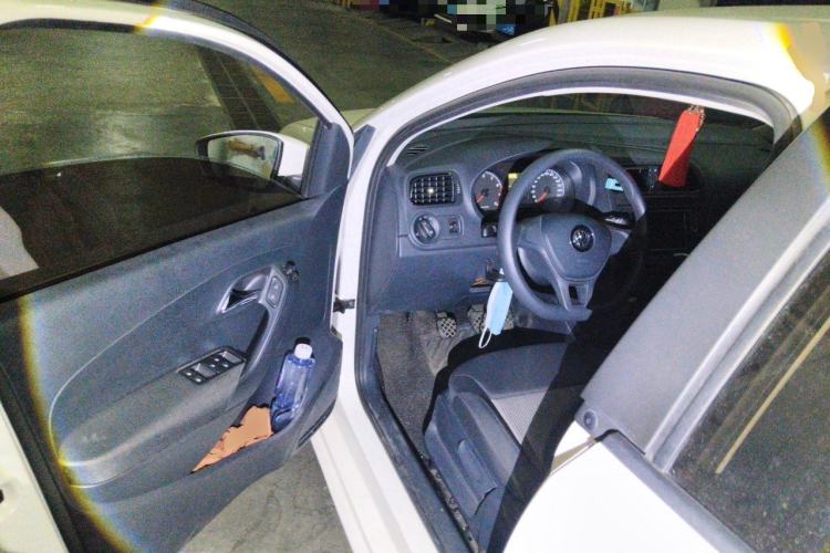 Used Volkswagen Polo 2014 1.4L Manual Fashion Edition Driver Seat