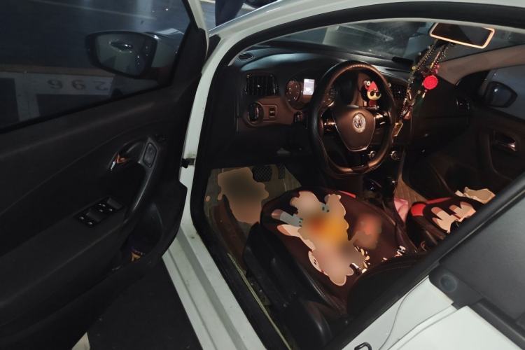 Used Volkswagen Polo 2014 1.4L Automatic Comfort Edition Driver Seat