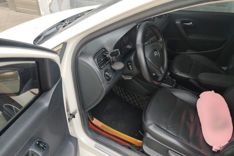 Used Volkswagen Polo 2014 1.6L Automatic 30th Anniversary Edition Driver Seat