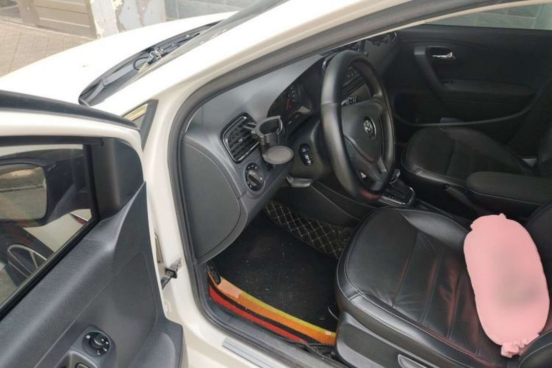 Used Volkswagen Polo 2014 1.6L Automatic 30th Anniversary Edition Driver Seat