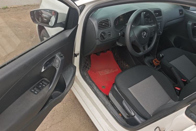 Used Volkswagen Polo 2014 1.4L Manual Fashion Edition Driver Seat